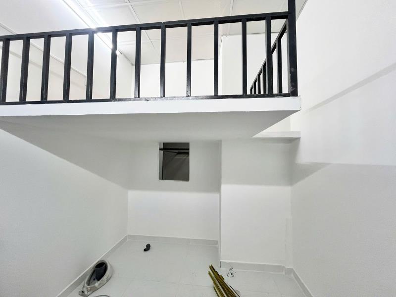 Phòng trọ có gác mới xây đường trần văn kiểu, quận 6 - 4