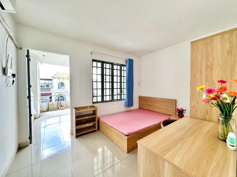 Cho thuê 1pn tách bếp, ban công riêng siêu thoáng với diện tích rộng 30m2 full nội thất ngay cầu phú mỹ q7
