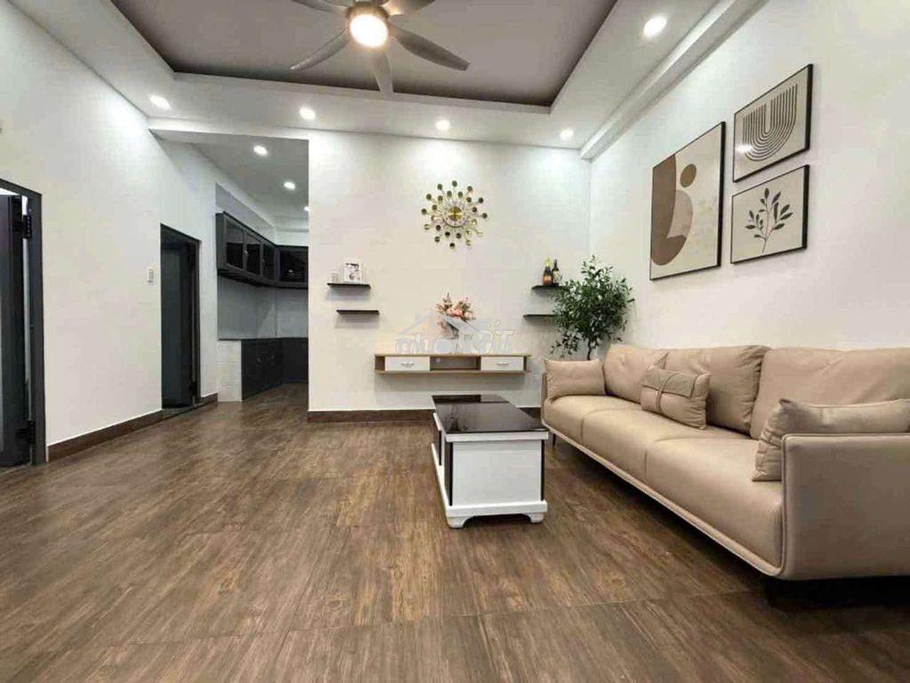 Bán nhà quang trung - 47m2 - 4pngủ - sát mặt tiền - 2