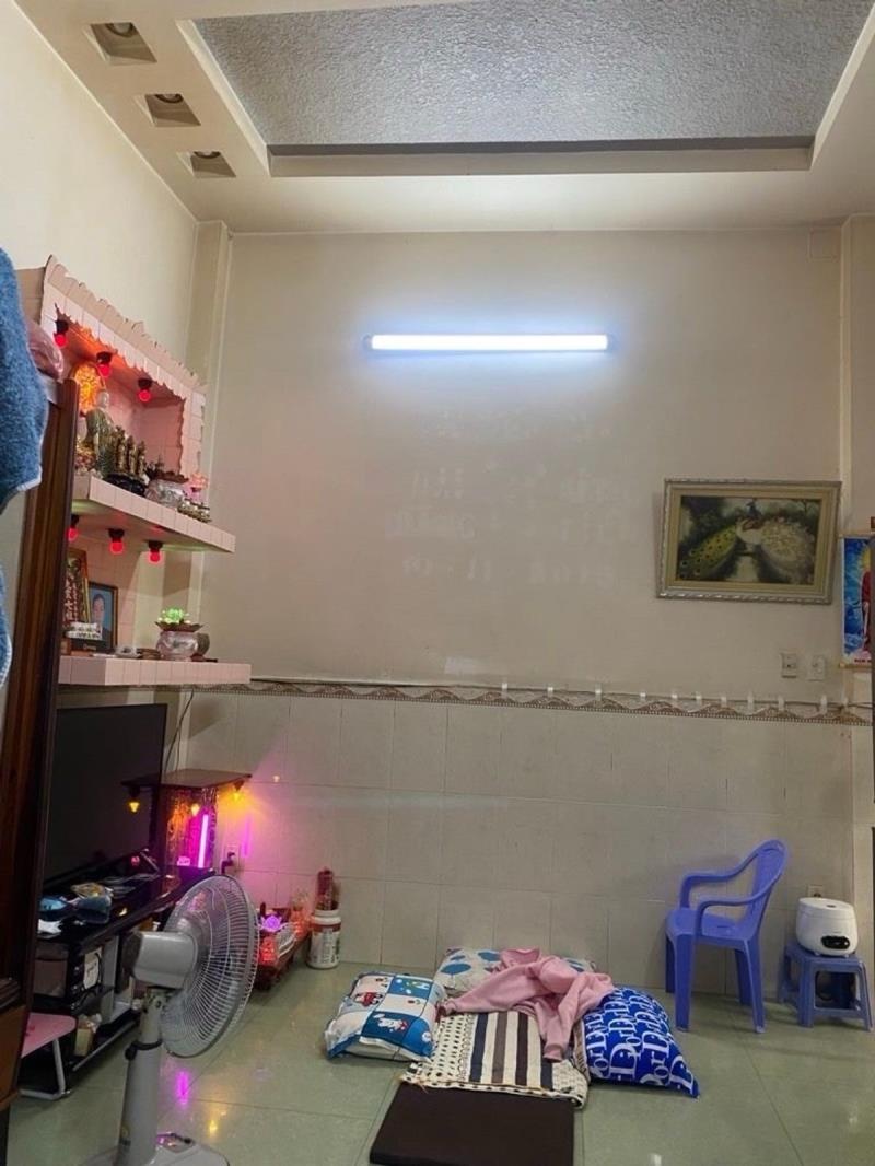 Nhỉnh 4 tỷ bán nhà 50m2 hẻm xe ba gác đường dương bá trạc phường chánh hưng - 3