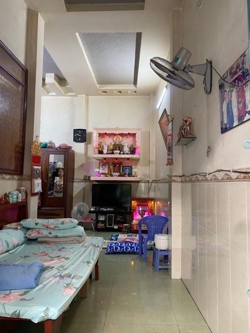 Nhỉnh 4 tỷ bán nhà 50m2 hẻm xe ba gác đường dương bá trạc phường chánh hưng - 2