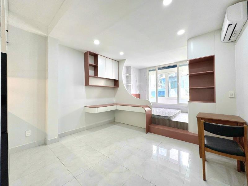 Căn hộ cho thuê cửa sổ lớn, máy giặt riêng tại xô viết nghệ tĩnh, gần hàng xanh & đại học hutech