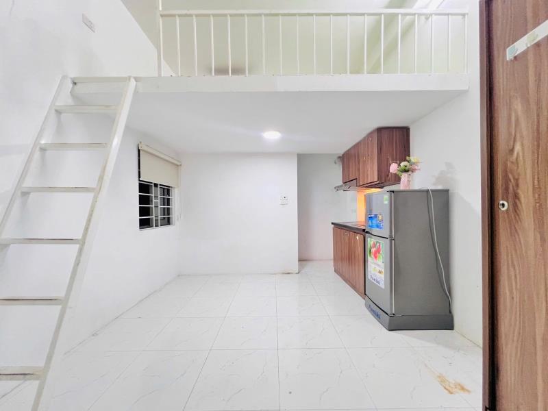Trống lại 2 phòng full nt gần đại học văn hiến có bảo vệ thang máy