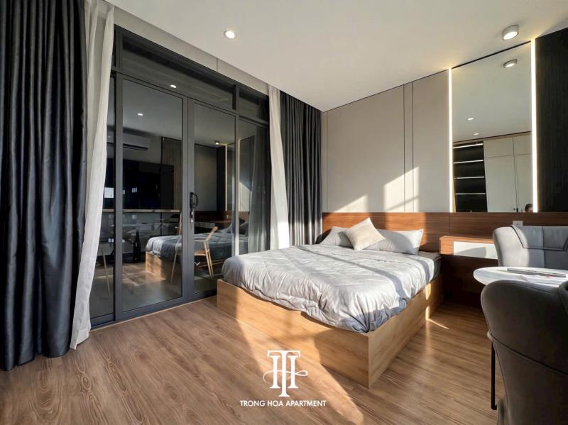 Cho thuê balcony 1pn thang máy gần công trường mê linh, sân golf him lam, cầu ba son, phố nhật phạm viết chánh bình thạnh - 2