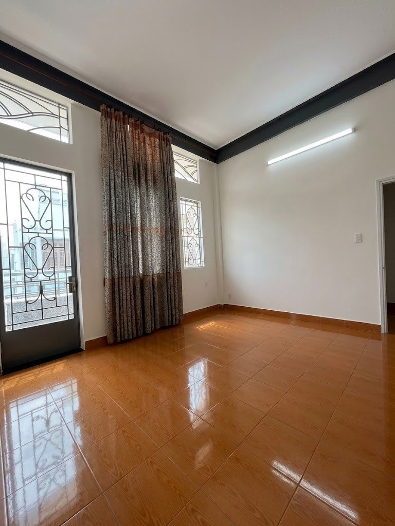 64m2, 4x16, 3 tầng sân thượng, mặt tiền kdc bông sao - bùi minh trực, nhỉnh 8 tỷ - 4