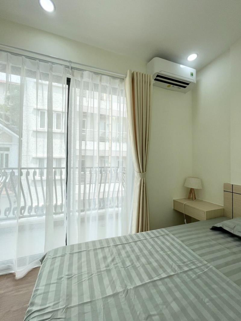 Balcony 1pn 50m2 khu phố nhật phạm viết chánh gần đường nguyễn hữu cảnh, công trường mê linh, cầu ba son, giáp quận 1 - 4