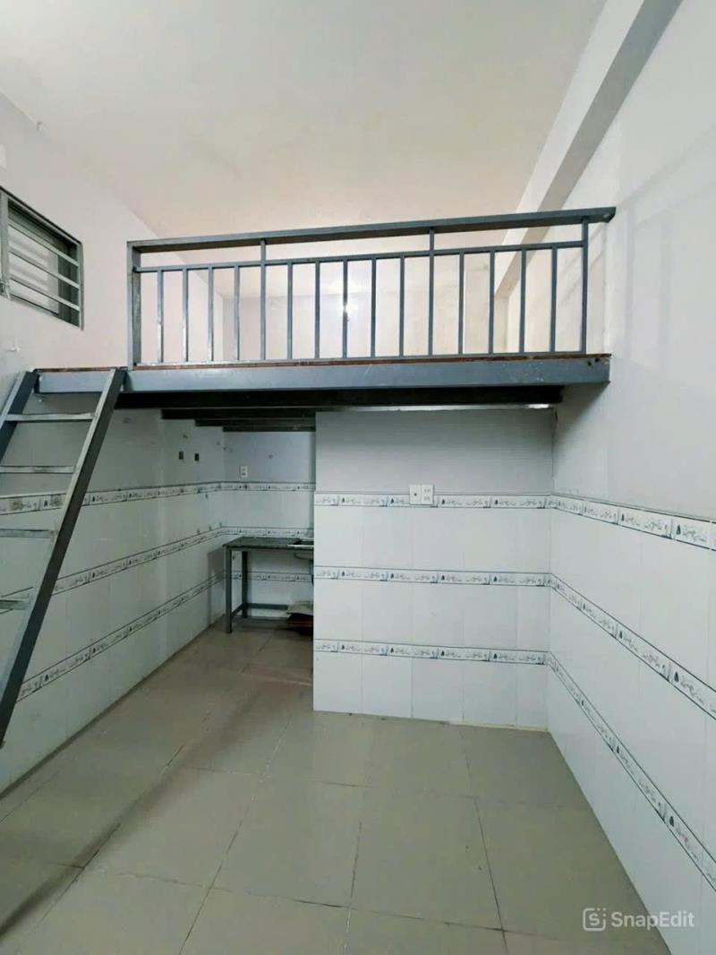 Phòng trọ có gác máy lạnh gần đại học văn hiến và chợ bàu cát quận tân phú - 2