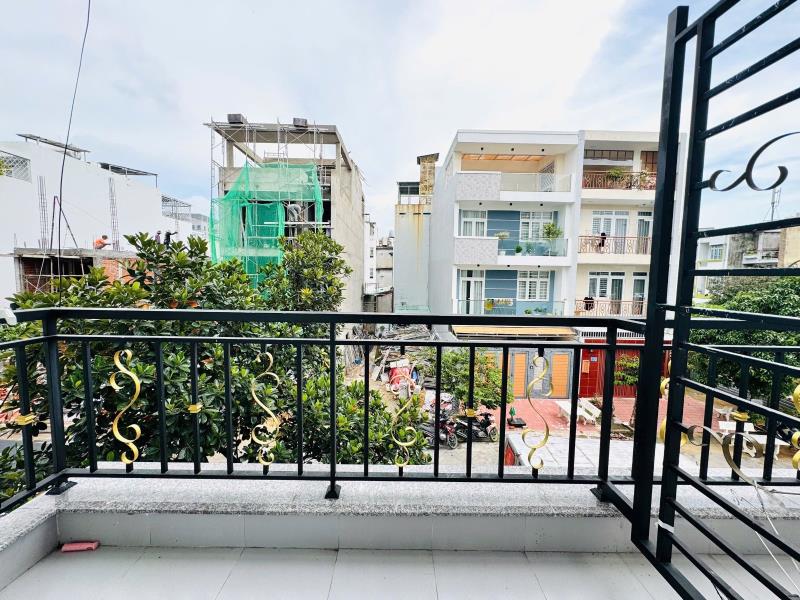 Phòng trọ có ban công_máy giặt riêng_full nội thất gần các trường hiu uef uth ftu vlu  - 4