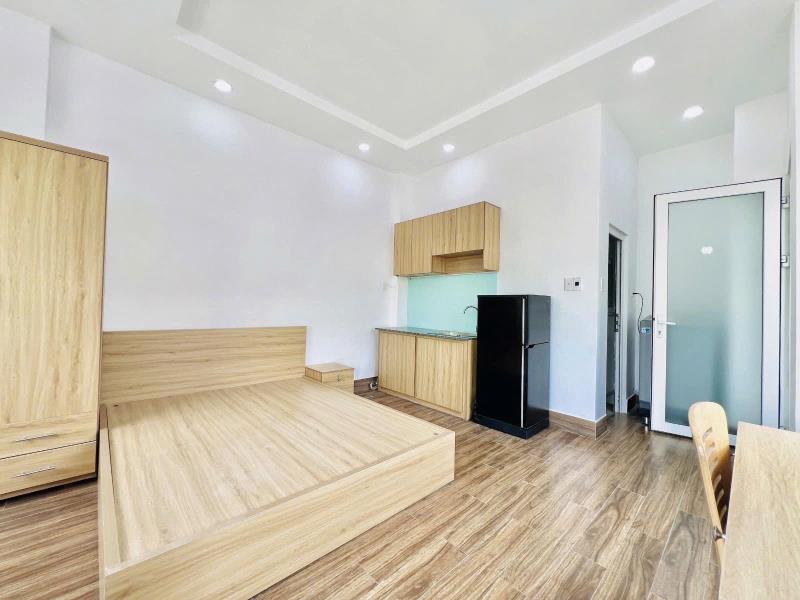 Studio ban công đi bộ tới đại học hutech, ngoại thương, gtvt, đường d5, nguyễn gia trí, ngã tư hàng xanh - 4