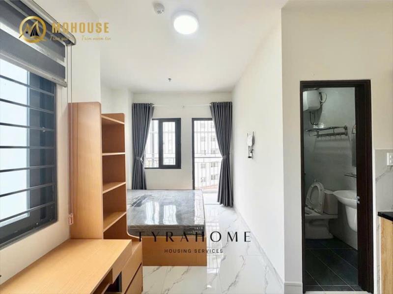 Studio ban công, thang máy, hầm xe gần ngay khu phố ẩm thực phan xích long, đại học văn lang, cầu bông quận 1 - 2