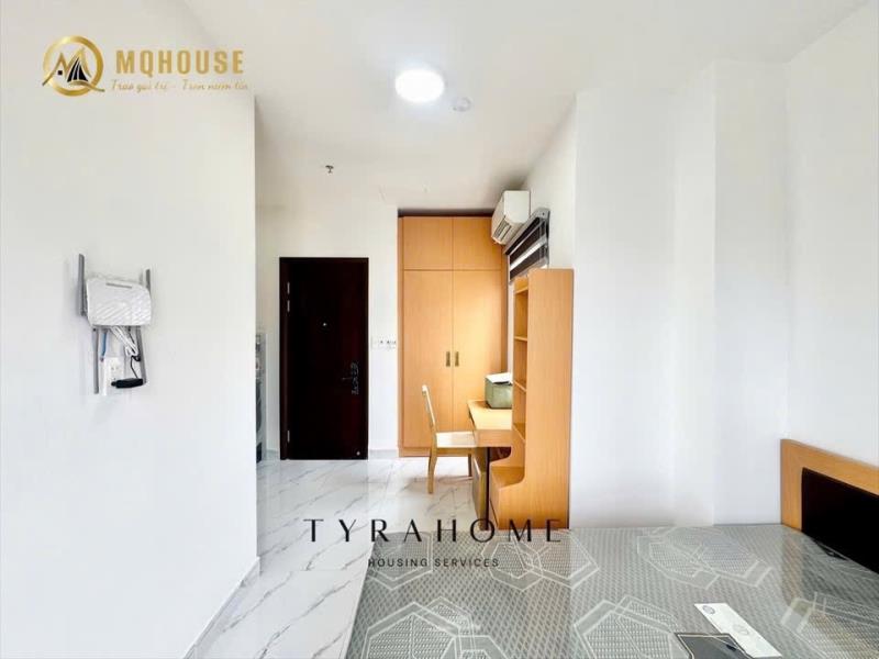 Studio ban công, thang máy, hầm xe gần ngay khu phố ẩm thực phan xích long, đại học văn lang, cầu bông quận 1 - 4