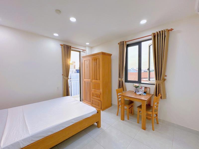Studio ban công, thang máy, hầm xe có bảo vệ gần ngay khu phố ẩm thực phan xích long, đại học văn lang, cầu bông quận 1