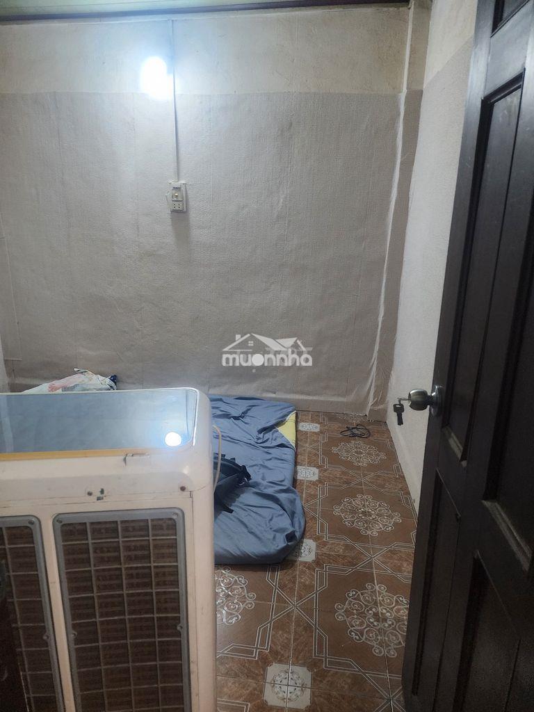 Cho thuê nhà 120m2 rộng văn phòng ở hẻm xe tải