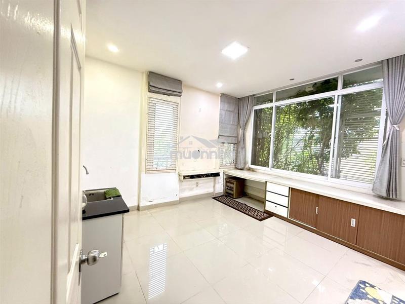 Phòng rộng 50m2 - full nt - góc 2 mặt tiền - cửa sổ đón nắng