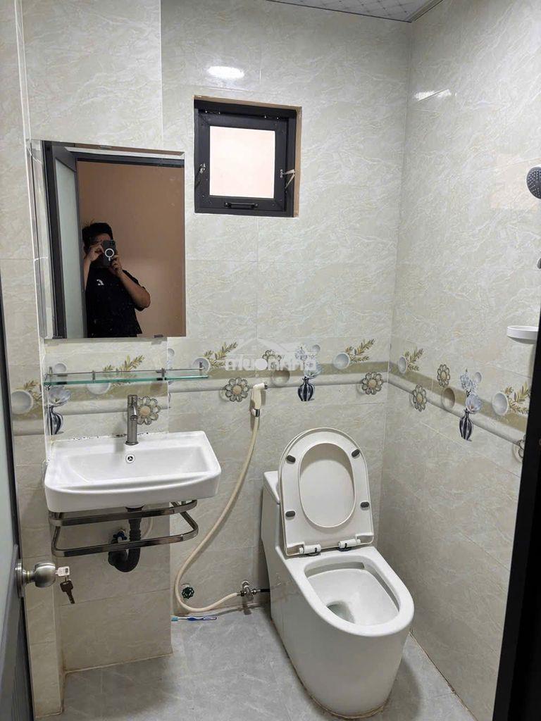 Nguyễn hữu cầu, quận 1 - dọn vào ở ngay - 2