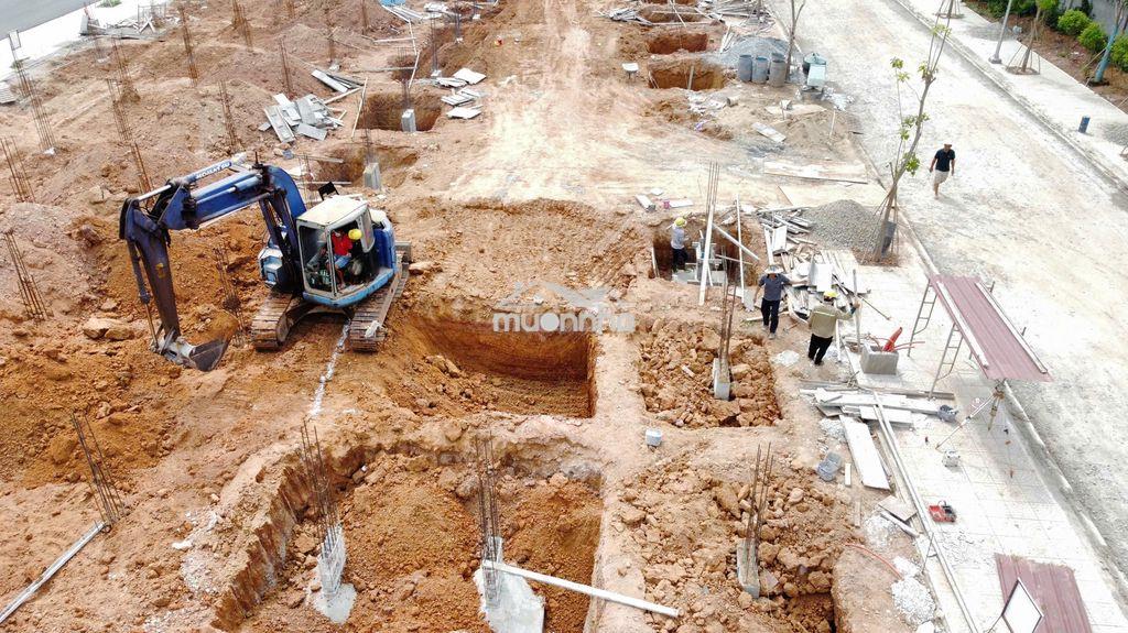 NHÀ MỚI 1 TRỆT 2 LẦU HOÀN THIỆN TP BẾN CÁT 2TY3 - 4