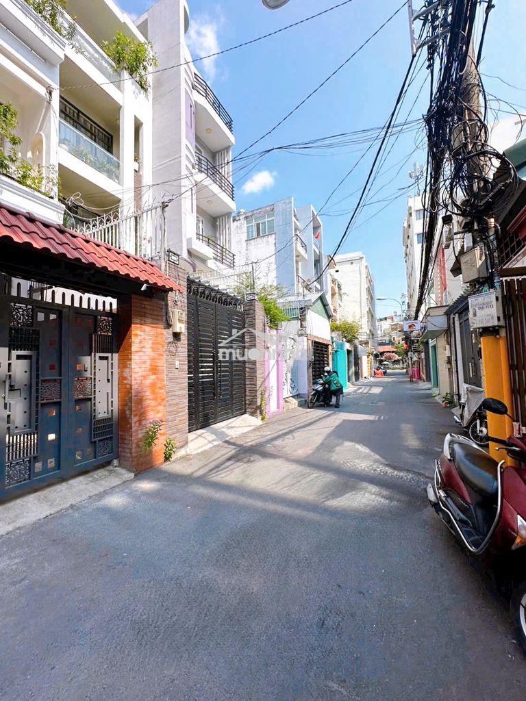 Bán nhà gần phố đi bộ nguyễn huệ quận 1