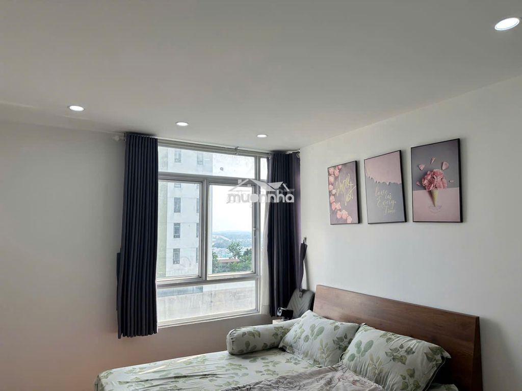 Bán căn hộ giai việt -2pn giá: 4 tỷ400 - 4
