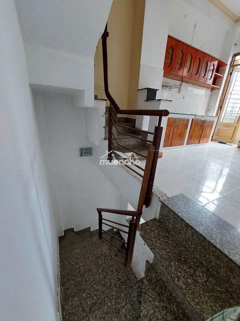 Cho thuê nhà 3 tầng hẻm 21 xô viết nghệ tĩnh, p.17, bình thạnh - 8tr - 4