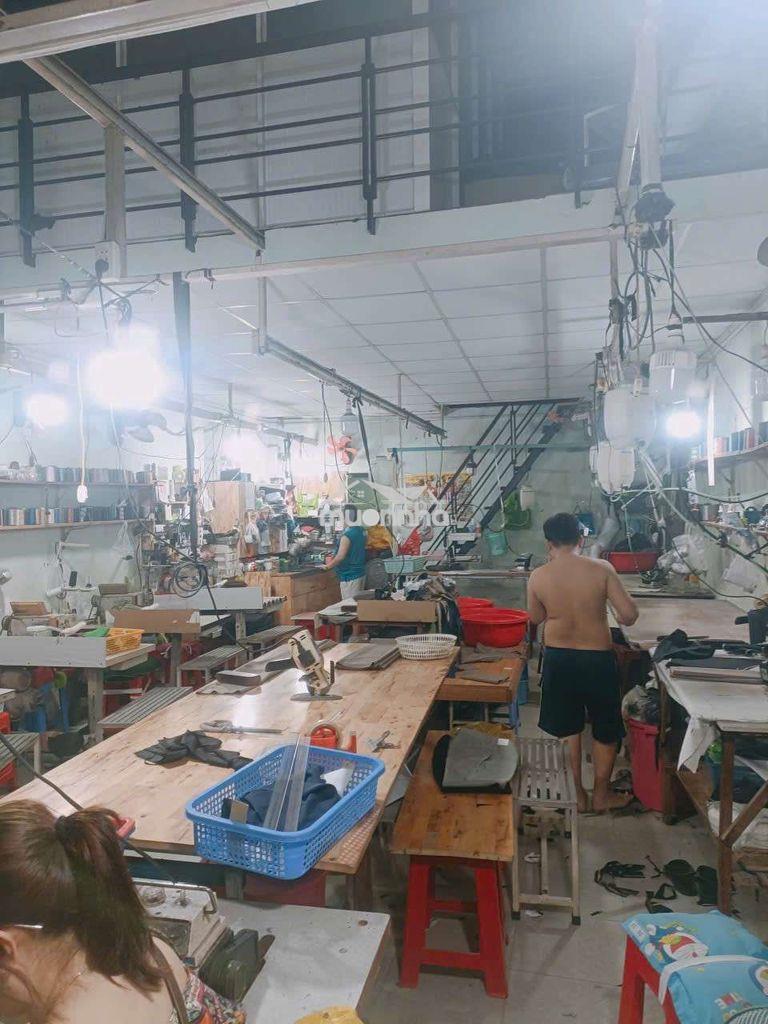 Nhỉnh 1ty công chứng ủy quyền giữ sổ chính, nhà 5x14 đúc lửng 2pn - 2