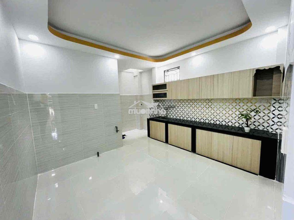 Hẻm xe hơi c2 phạm hùng - 4