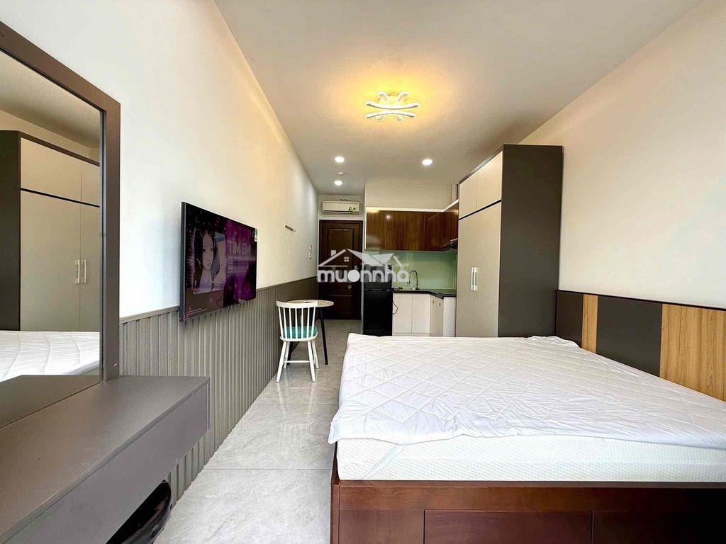 Studio ban công ngay trung tâm quận 7 sát lotte - 2