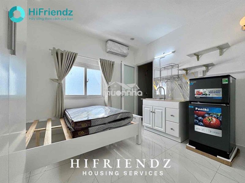 Khai trương căn hộ cửa sổ nhà mới xây cực đẹp , sát q5 q1 , trung sơn