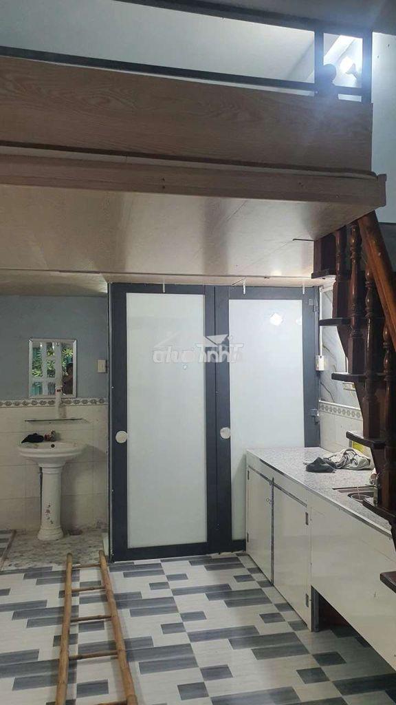Chính chủ cho thuê nhà .nhà mới có gác