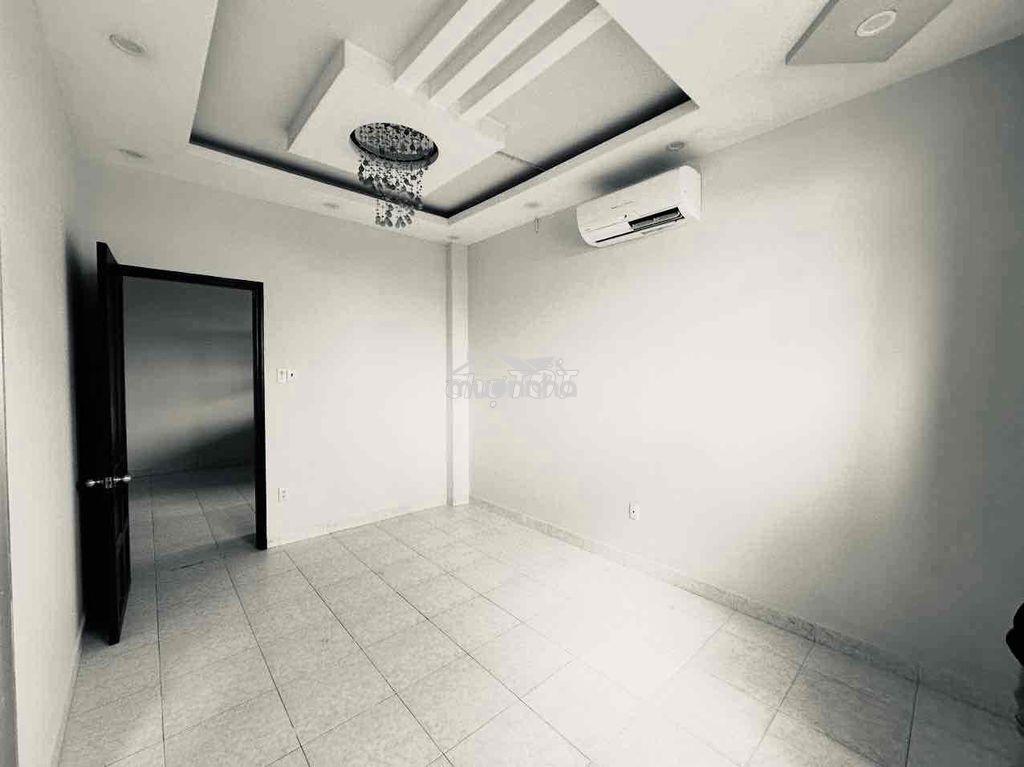 Bán căn hộ nhất lan a,b - 72m2 - 2tỷ550 , shr .lh *** trâm - 4
