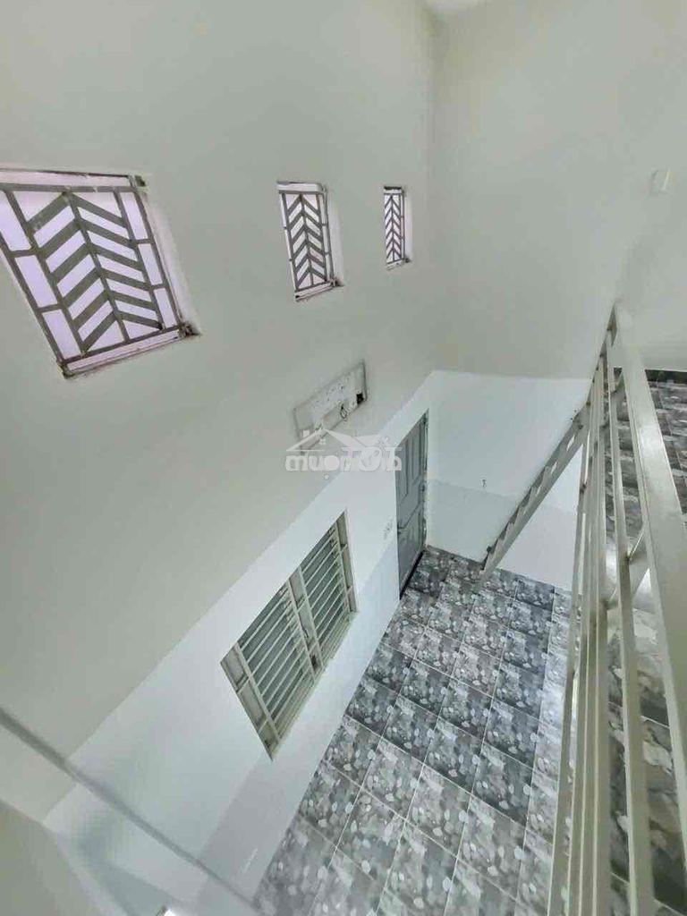 Cho thuê trọ trệt gác cao giá sinh viên đại học công thương - 3