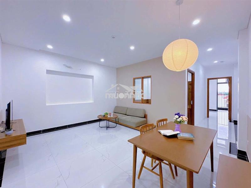 Căn hộ 2 phòng ngủ full nội thất bancol rộng ngay trần quốc thảo