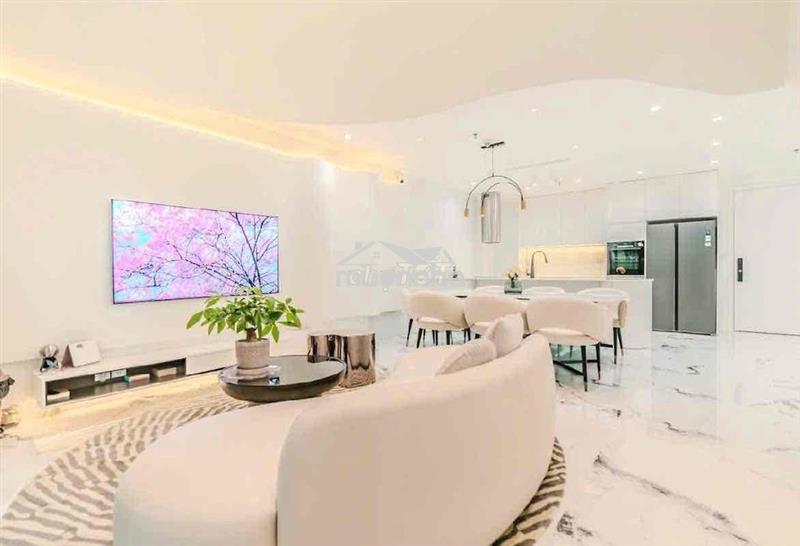 Cần bán duplex the river thủ thiêm sân vườn riêng bước ra tới hồ bơi