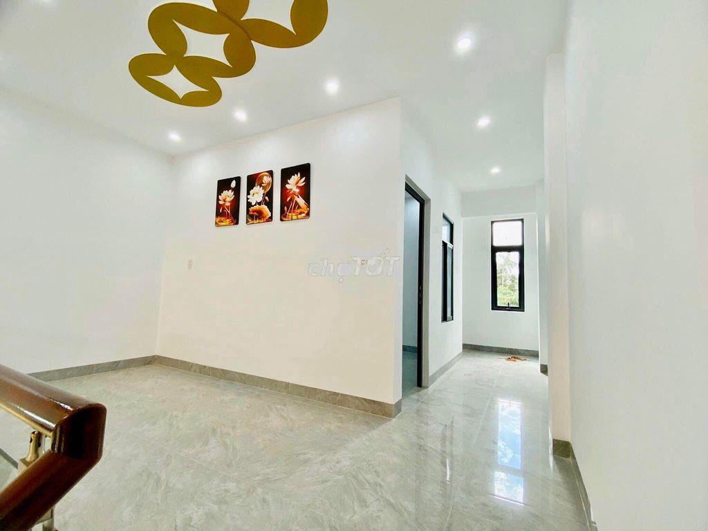 Cô chú gửi bán căn gác lửng ngay sau lưng cty pouchen gần trung tâm - 3