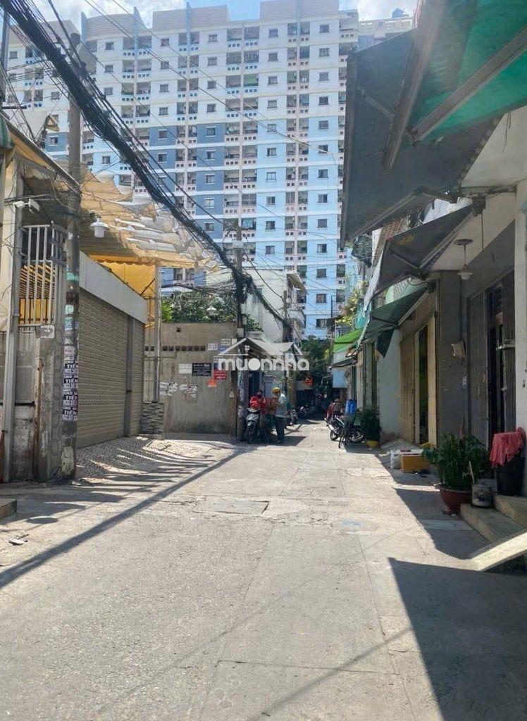 Khu phân lô gần lũy bán bích. dt:4x25=100m2. giá chỉ nhỉnh 60tr/m2
