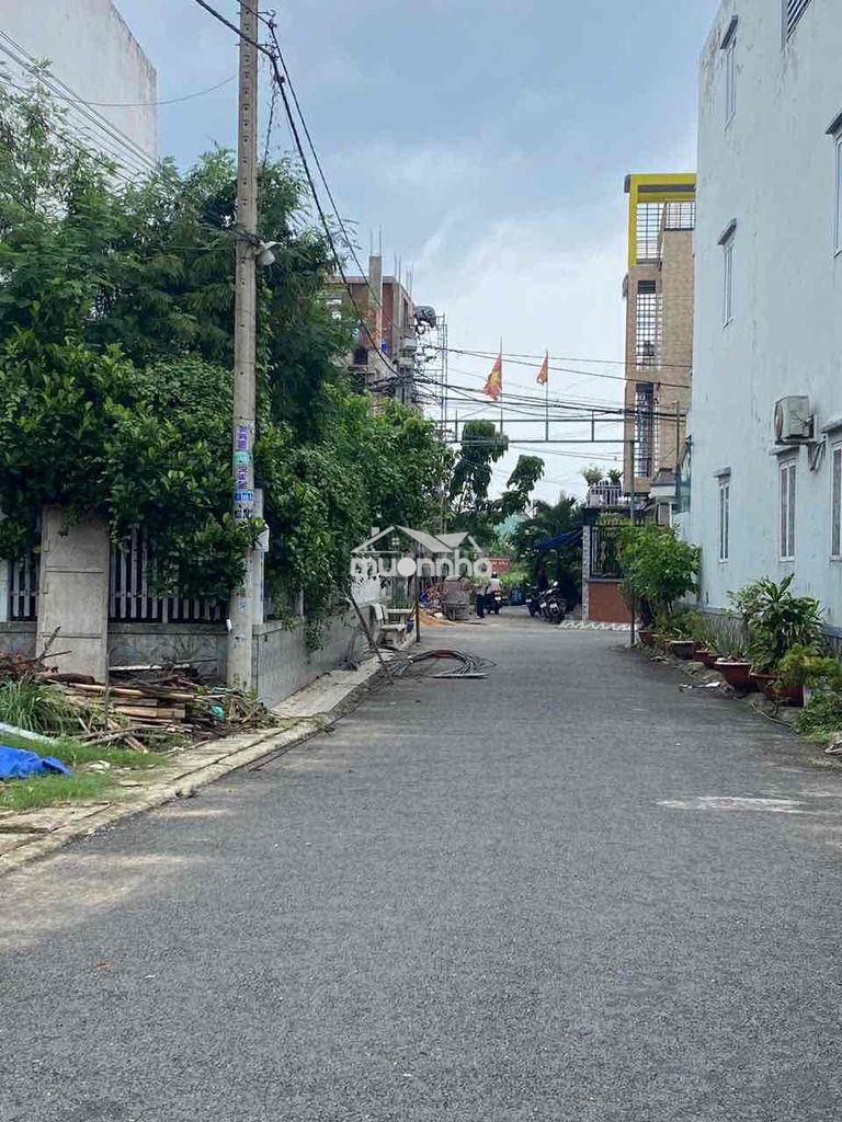 Bán lô đất 203m2 thổ cư-ngang 12.5m👉 kdc bà điểm 2- xã bà điểm - 3
