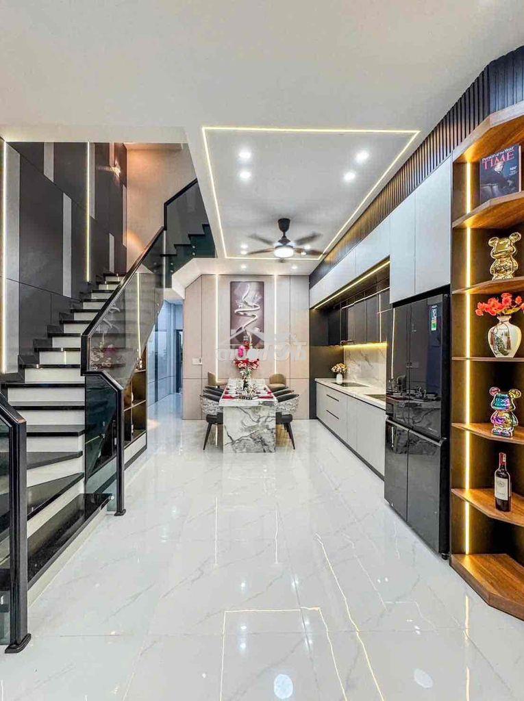 🍀 Nhà xây mới hoàn thiện 👉 rẻ nhất khu siêu phẩm 1 trệt 2 lầu - 4