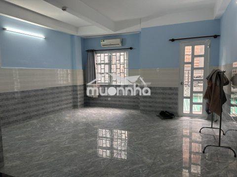 Nhà trọ 35m2 đường phạm văn hai q. tân bình, gần chợ pv2