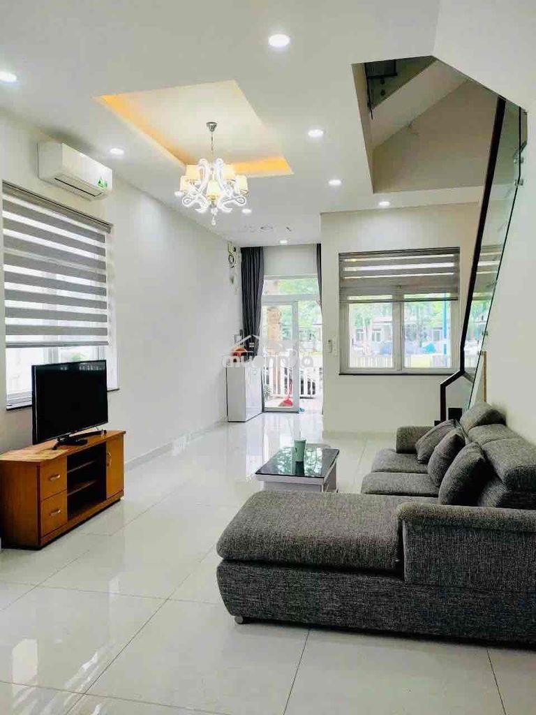 Cho thuê nhà phố khu dân cư đường liên phường gần global city - nhà đẹ