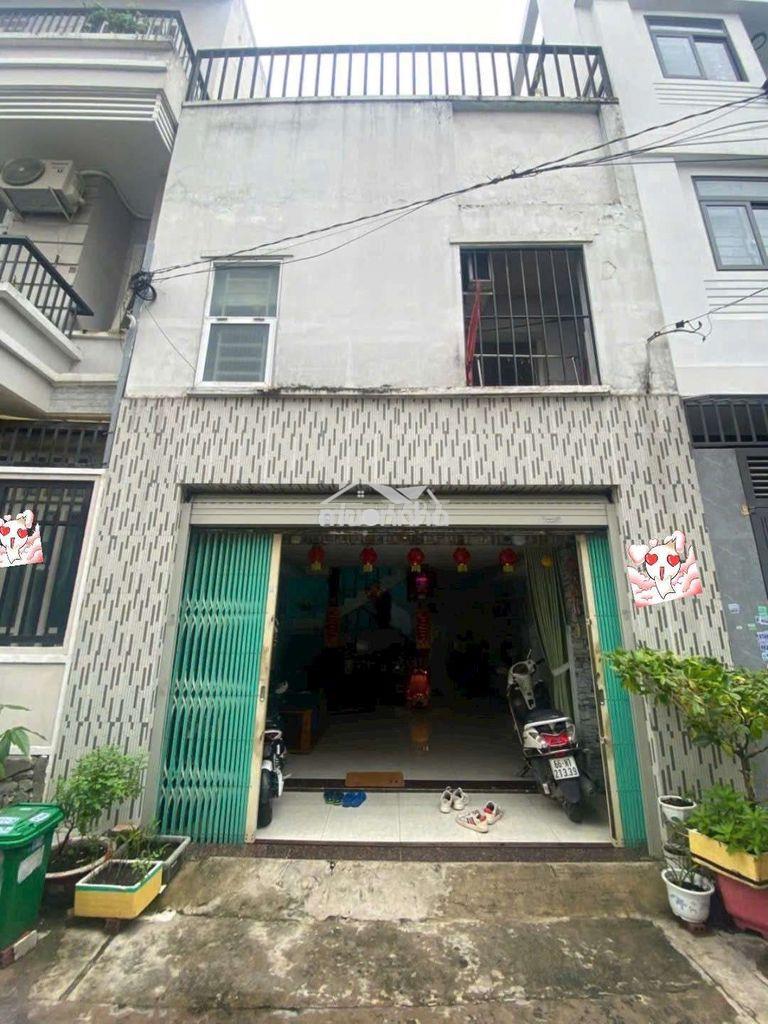 🍀Nhà mã lò 9 triệu 3 pn hẻm xe hơi