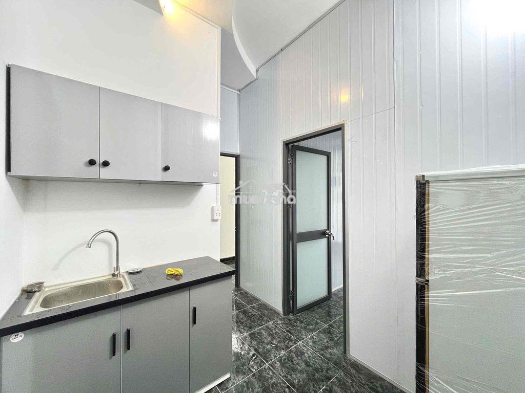 Cho thuê 2pn ban công ngay sát ueh nguyễn tiểu la quận 10 - 2