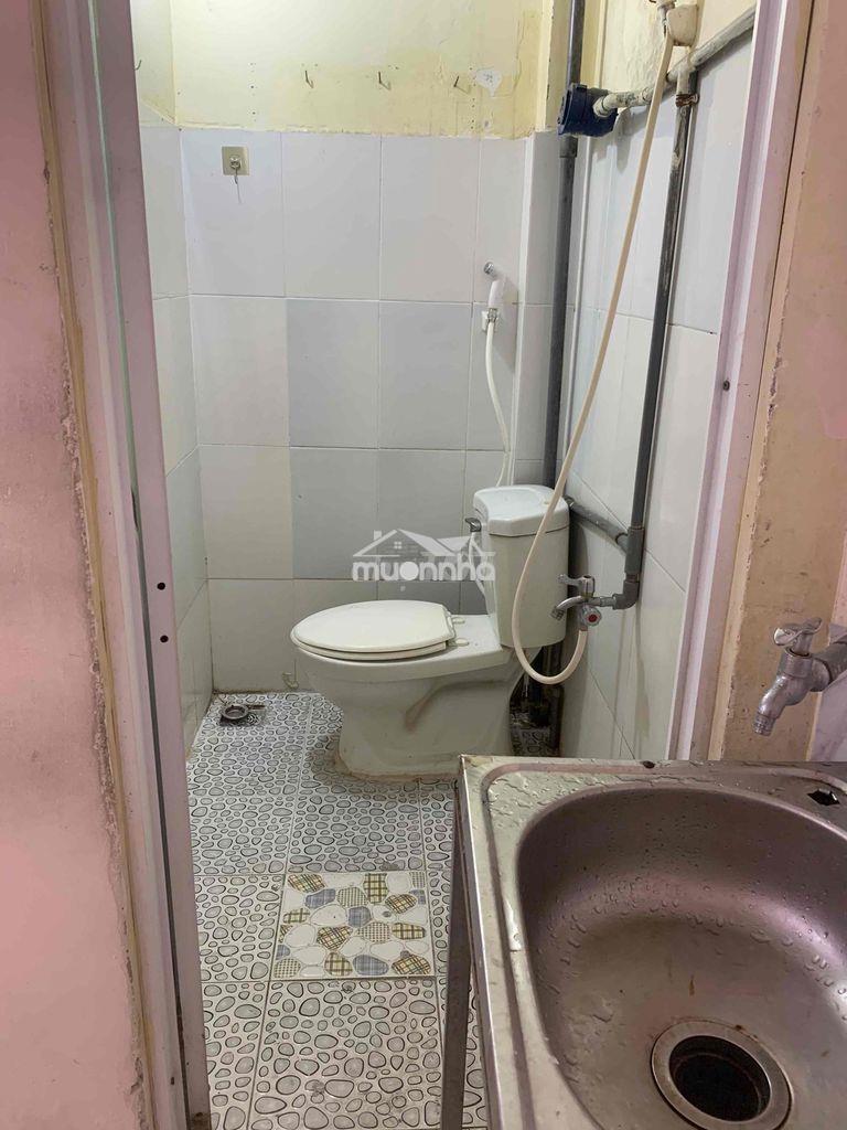 Cho thuê phòng trọ ngay ngã tư phú nhuận chỉ 2,1tr/ tháng - 3