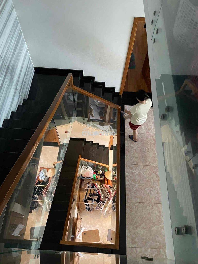 Biệt thự kiến trúc hiện đại tuyệt đẹp 178m 4 tầng 26,8 tỷ tl - 3