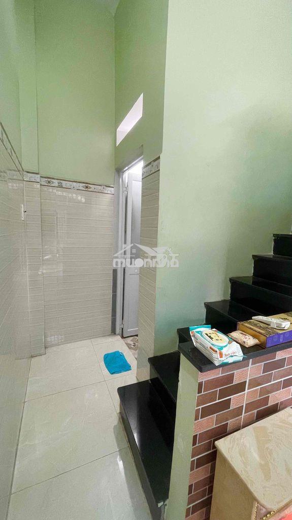 4 tầng-có sân thượng-2 phòng-gần chợ - 4