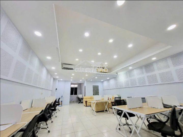 Văn phòng mt nguyễn văn linh, phú mỹ hưng, toilet riêng 6x18m - 2