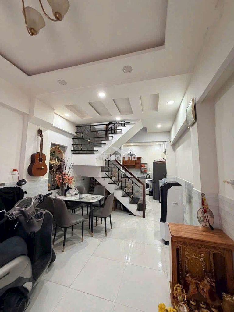 Nhà bán 2 tầng dương bá trạc p2. q8 (shr - hoàn công đủ )