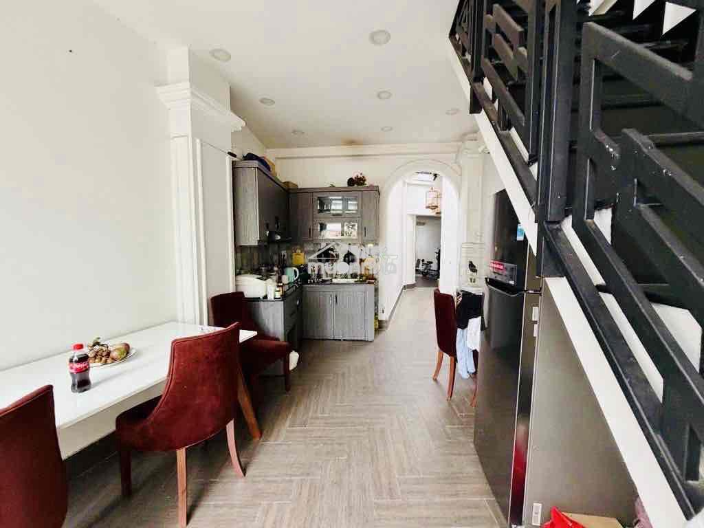 Chợ gò vấp, nhà sân vườn, 104m2, chỉ 7,x tỷ - 2