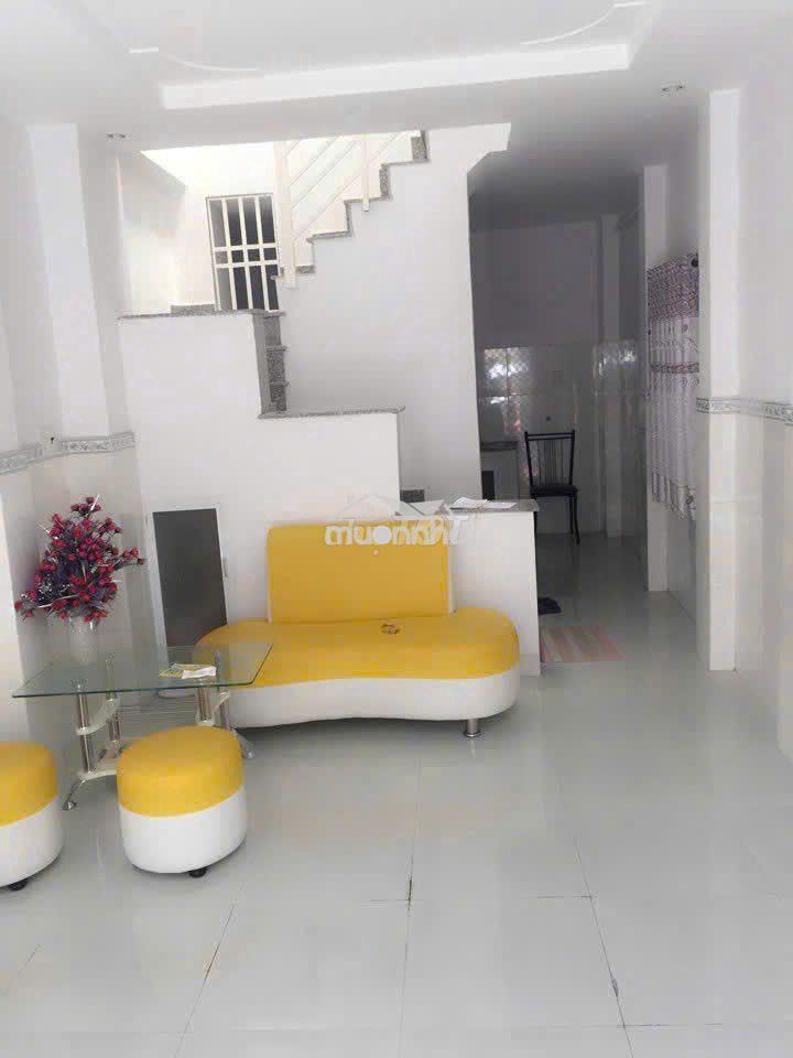 Nhà mặt tiền cách mạng tháng tám, quận 3  - 3