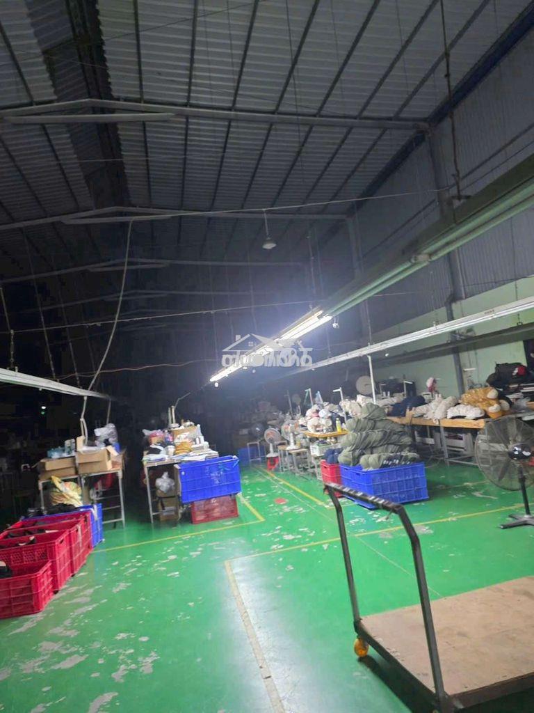 Xưởng tpk tân uyên 900m² sẵn 3fa văn phòng làm kho sản xuất - 3