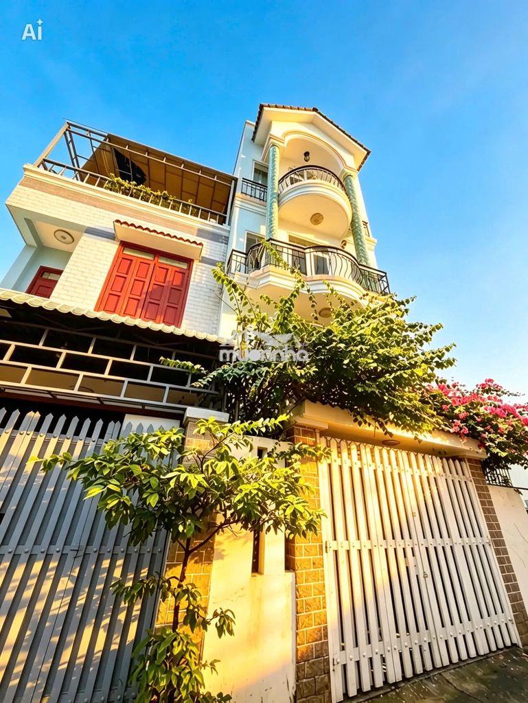 Biệt thự có hồ bơi q2, hxt, lê văn thịnh, 5 tầng, 6x18, nhỉnh 9 tỷ