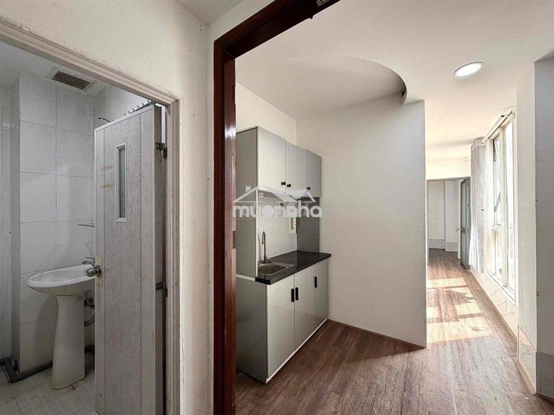 Giá siêu rẻ!! cho thuê 2pn 2wc 40m2 full nt thoáng ngay tht quận 10